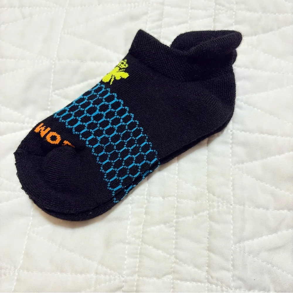 Bombas Ankle Socks Black Blue Honeycomb Grip  Set of 3 XS